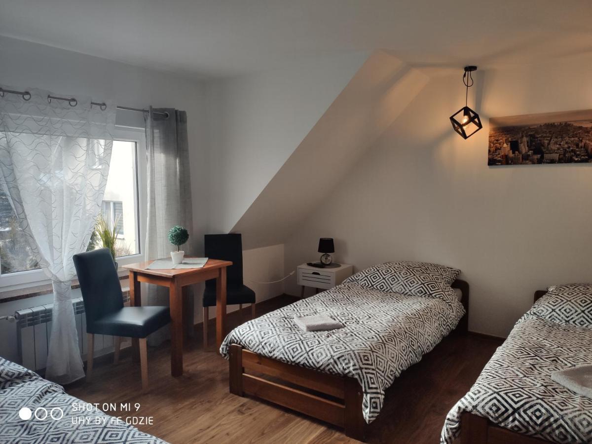 Apartamenty Pod Sosnami Ostróda Międzylesie Quarto foto